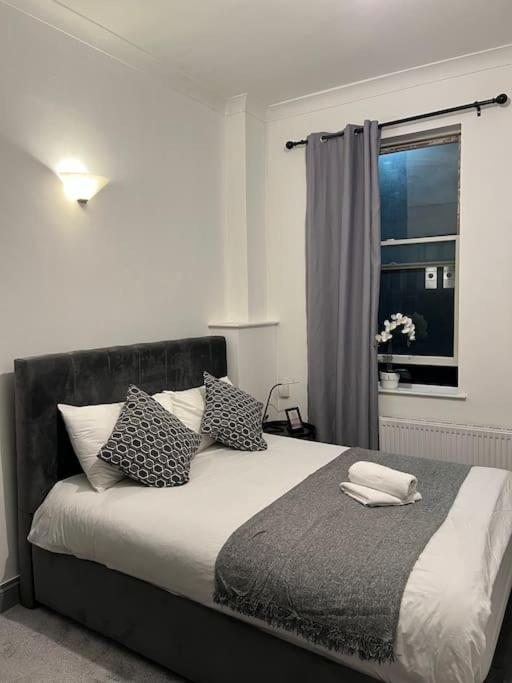 1 Bedroom Flat In Kings Cross! Londýn Exteriér fotografie